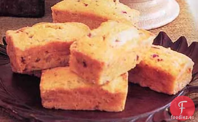 Pan de Maíz con Semillas de Hinojo, Arándanos Secos y Pasas Doradas