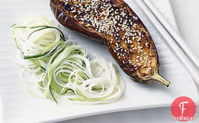 Berenjena De Miso Con Fideos De Pepino