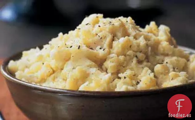 Puré de Papas con Ajo Asado y Romero
