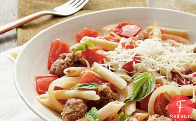 Pasta Fresca de Tomate, Salchicha y Queso de Oveja