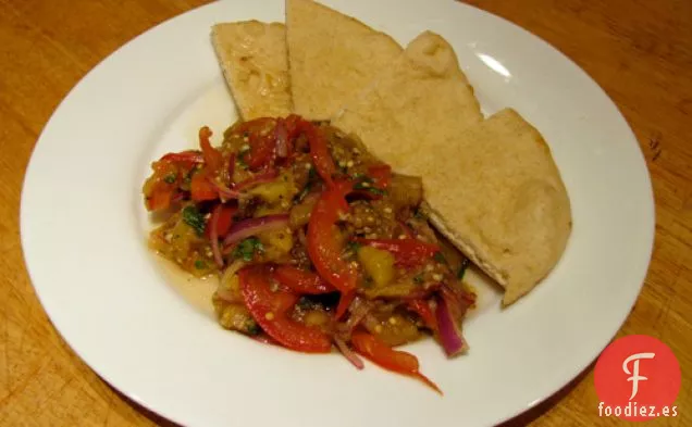 Cena De Esta Noche: Ensalada de Berenjena Carbonizada