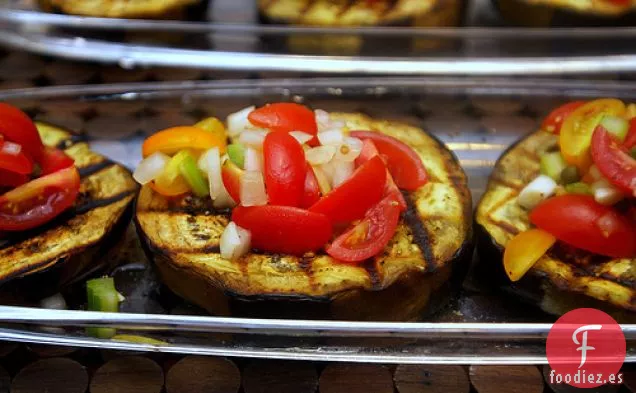 Berenjena A La Parrilla Con Salsa De Caponata