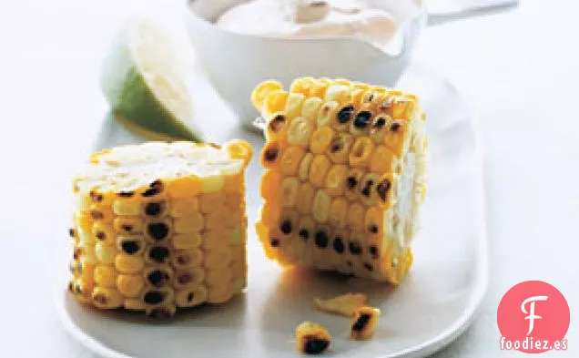Maíz Tostado con Mayonesa de Chipotle