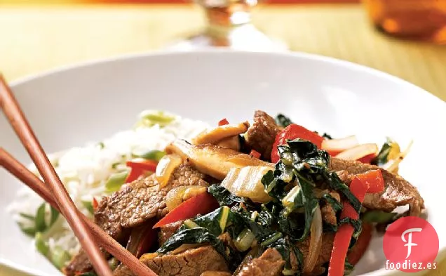 Salteado de Carne, Shiitake y Col china