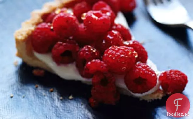 Tarta de Crema de Frambuesa Frache con Miel de Lavanda