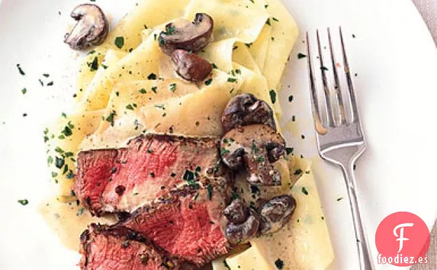 Stroganoff de Carne de Res con Pimienta