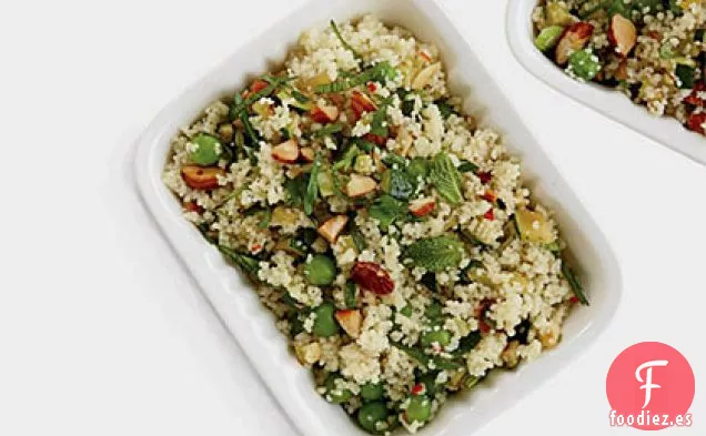 Ensalada de Cuscús con Calabacín y Almendras Tostadas