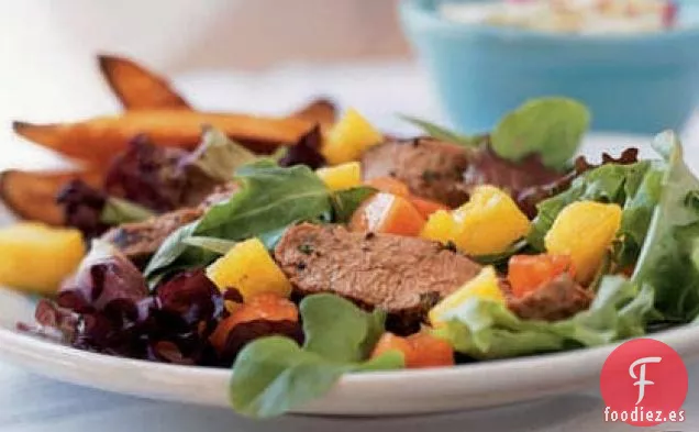 Ensalada de Lomo de Cerdo Jamaicano a la Parrilla