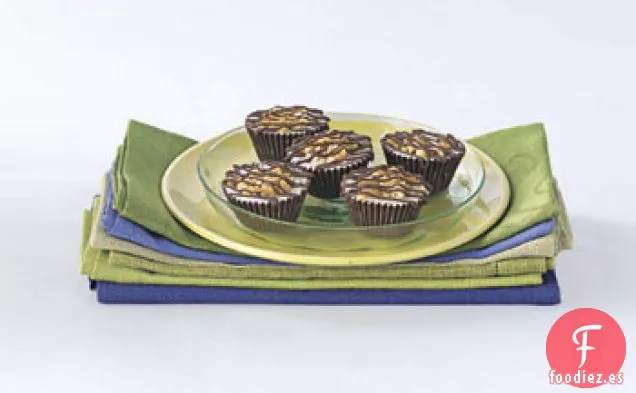 Tazas de Chocolate con Helado y Cacahuetes