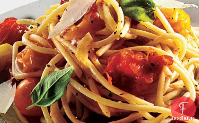 Pasta con Tomates Asados y Ajo