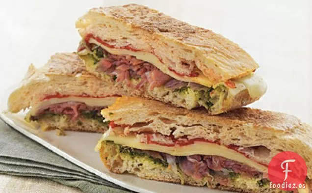 Sándwich Italiano Prensado con Pesto