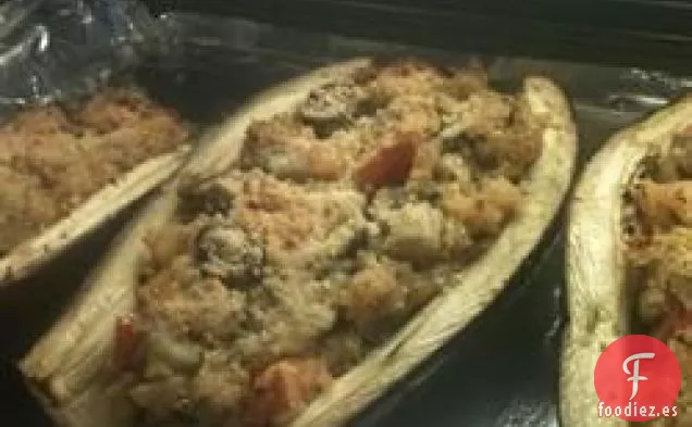 Berenjena Rellena con Camarones y Albahaca
