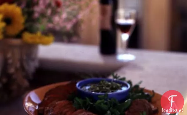 Solomillo de Ternera a la Parrilla con Salsa Pebre