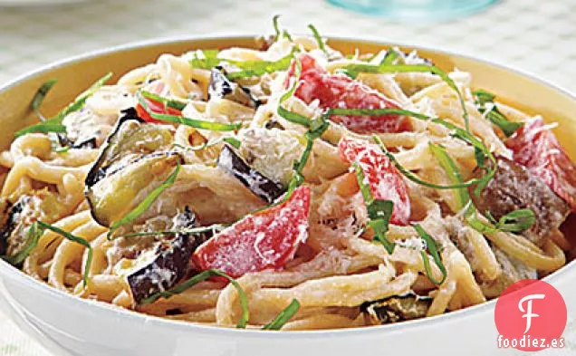 Espaguetis con Berenjena, Ricota y Tomates