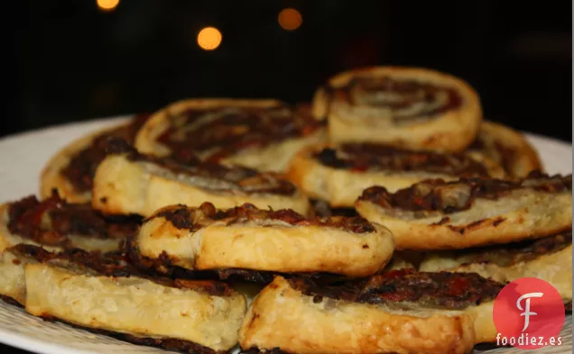 Molinillos De Berenjena Con Queso De Cabra Y Tomates Secados Al Sol