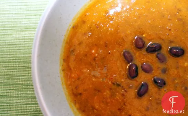 Sopa de Calabaza de Frijoles Negros