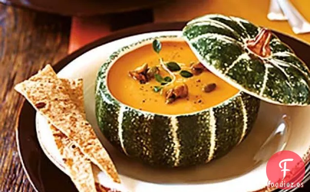Sopa de Calabaza con Semillas de Calabaza Confitadas