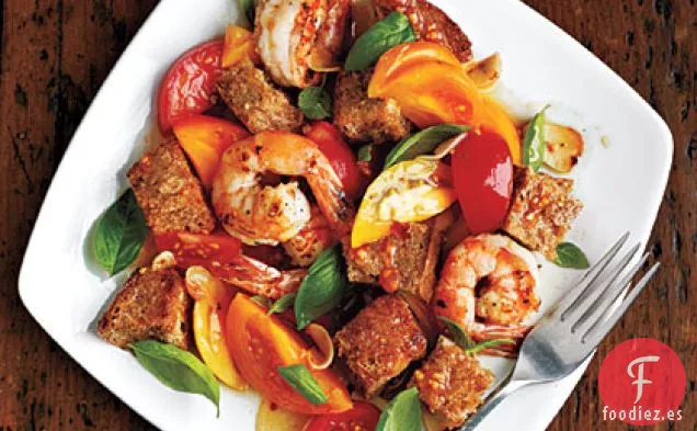 Panzanella de Tomate con Camarones y Albahaca