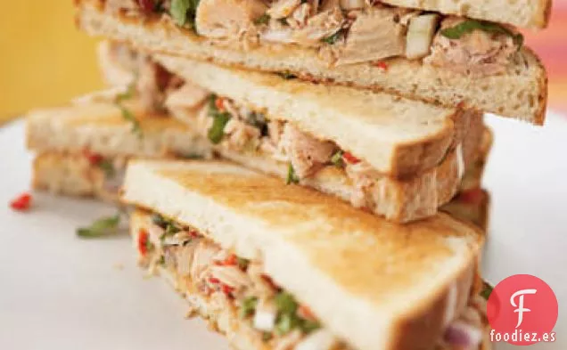 Sándwiches de Atún Toscano