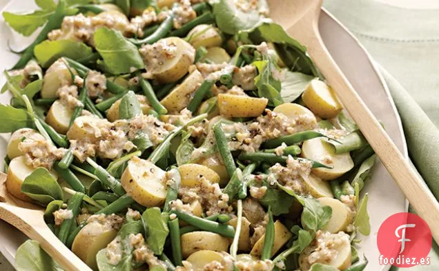 Ensalada de Rúcula, Patata y Frijoles Verdes con Aderezo de Nuez