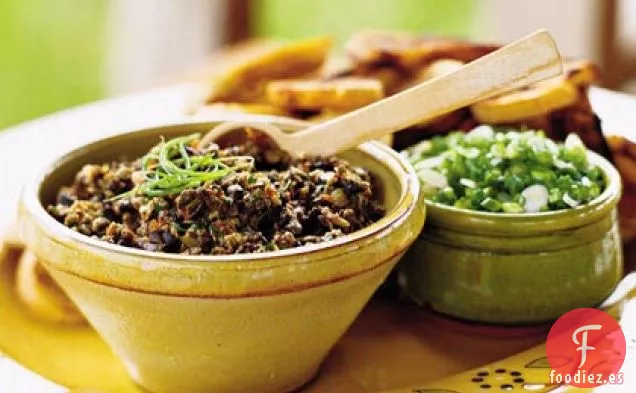 Crostini A La Parrilla Con Tapenade De Aceitunas