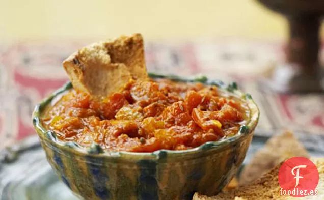 Chutney de Tomate con Patatas Fritas de Pita al Horno