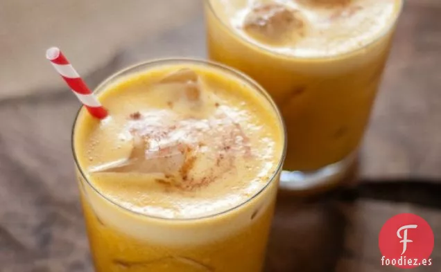 Cóctel De Calabaza, Piña Y Ron