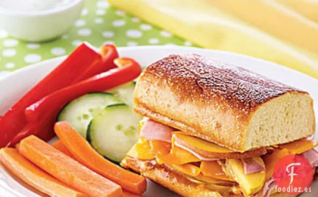 Sándwiches de Jamón, Melocotón y Queso Cheddar a la Parrilla