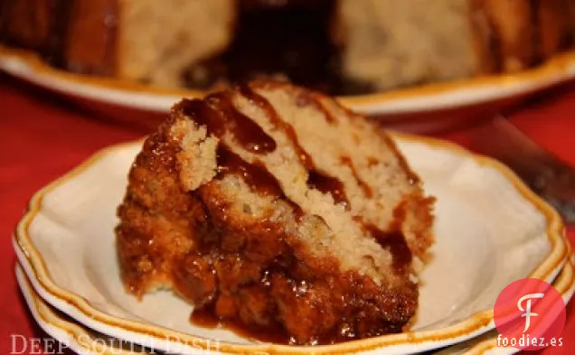 Pastel de Rucio de Manzana con Glaseado de Arce