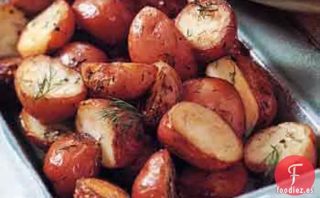 Patatas Doradas en Sartén con Eneldo Fresco