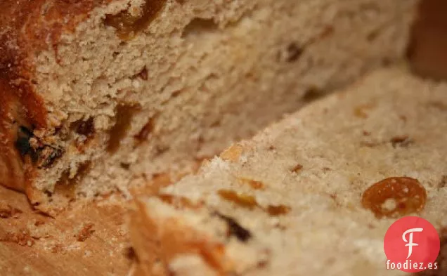 Pan Tostado con Canela y Pasas