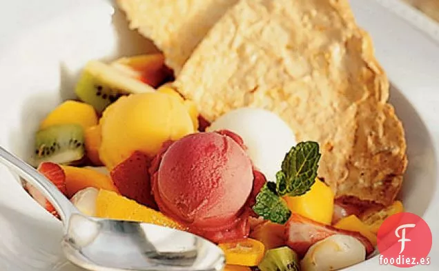 Sopa de Frutas Tropicales