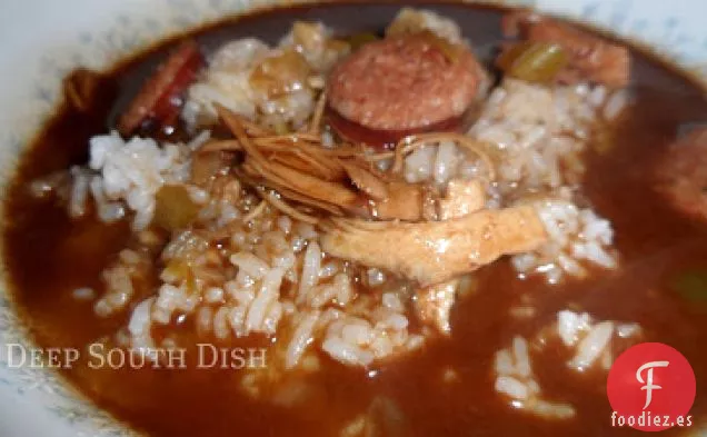 Gumbo de Pavo con Hueso de Acción de Gracias