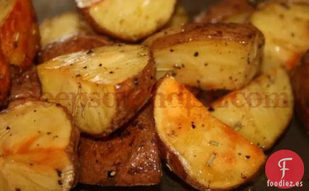 Patatas Rojas Asadas al Aire Libre con Romero