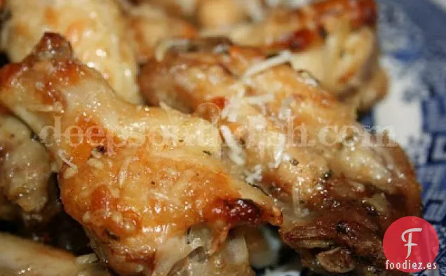 Alitas de Parmesano con Ajo