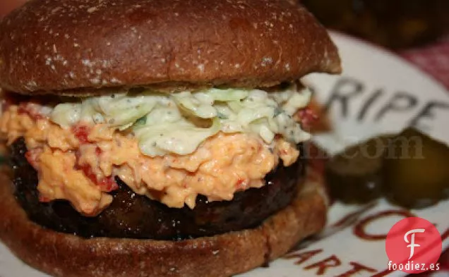 Hamburguesa de Pavo con Glaseado de Pompas de Cola