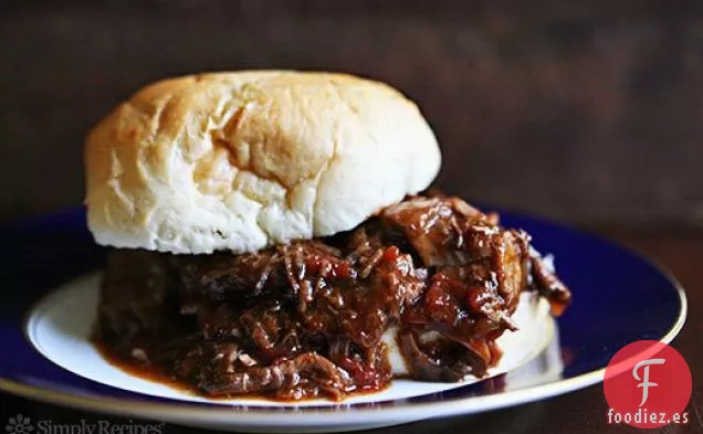 Sándwich de Carne Asada a la Barbacoa