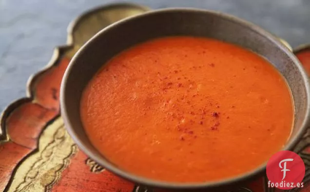 Sopa de Papas con Pimiento Rojo Asado