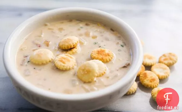 Sopa de Almejas con Maíz