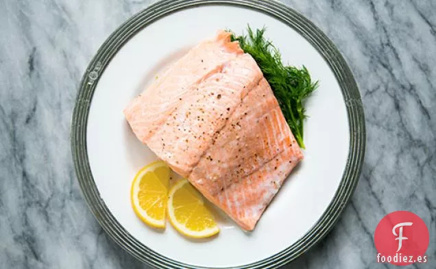 Salmón Escalfado