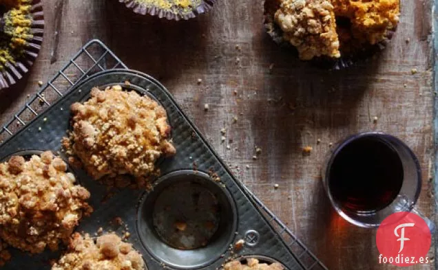 Magdalenas de Calabaza con Streusel de Nuez Confitada