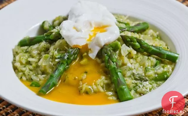 Risotto de Espárragos con Huevo Escalfado