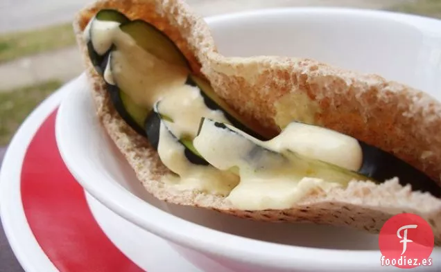 Salsa de Curry de Yogur Vegano