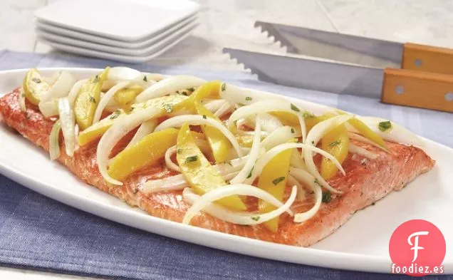 Salmón con Mango, Jengibre y Cebollas Vidalia