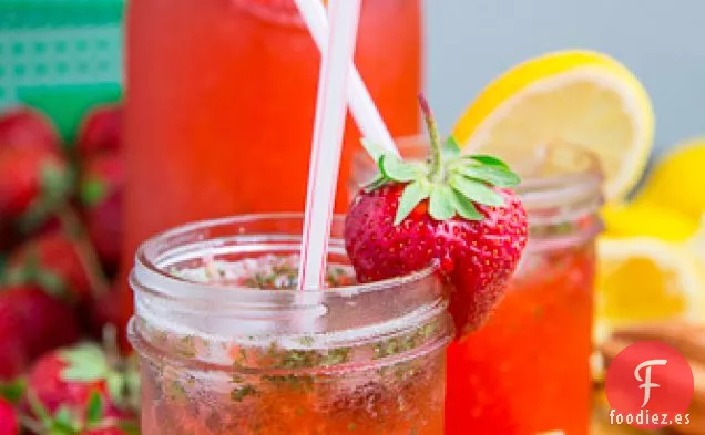 Limonada de Fresa y Albahaca