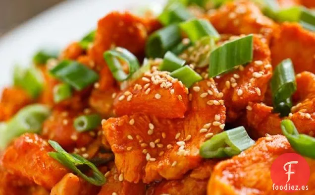 Dak Bulgogi de Piña (Pollo Coreano a la Barbacoa de Piña)