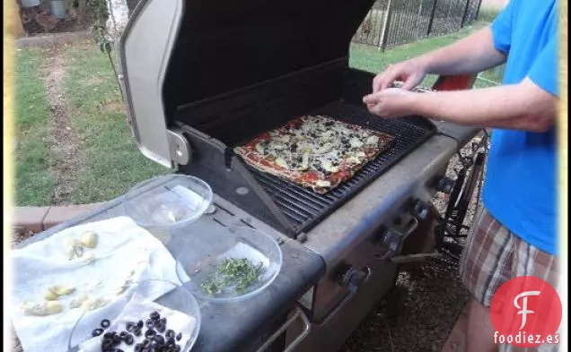 Pizza Vegana a la parrilla (¡sin queso!)