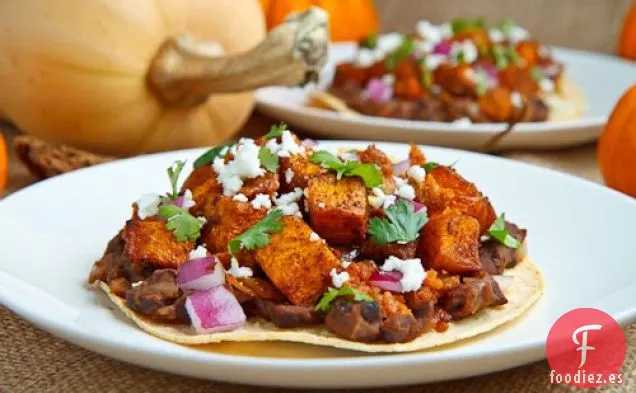 Tostadas de Calabaza y Chorizo