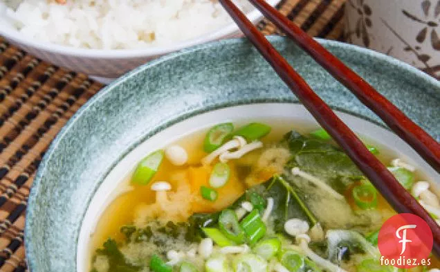 Sopa de Col Rizada, Calabaza y Miso de Champiñones