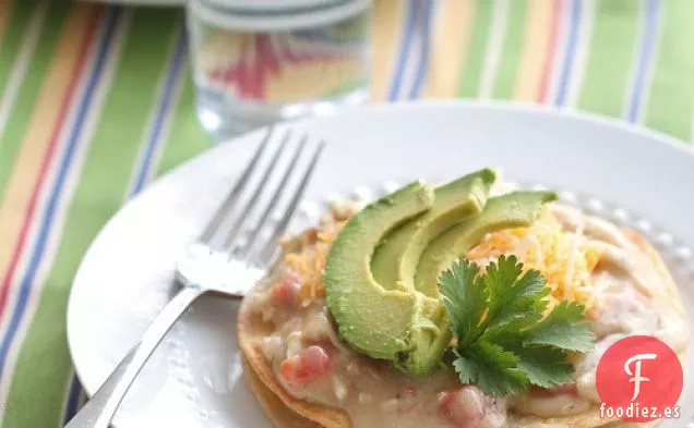 Enchiladas Apiladas de Tocino de Pollo y Rancho